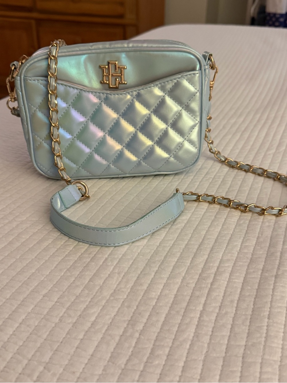 Quilted Iridescent Light Blue Crossbody Bag with Gold Chain